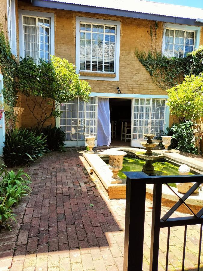 The Gallery Lounge Potchefstroom Eksteriør bilde